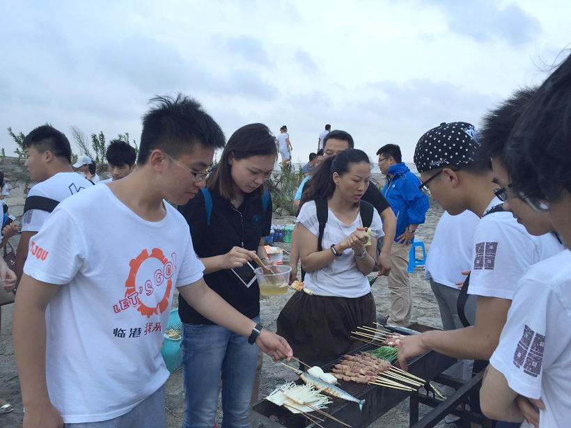 上海建桥校卫队100人1天团建活动成功案例-上海五四团建公司